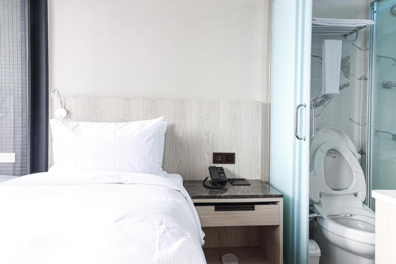 Royal Jade Boutique Hotel Taipei Exteriör bild