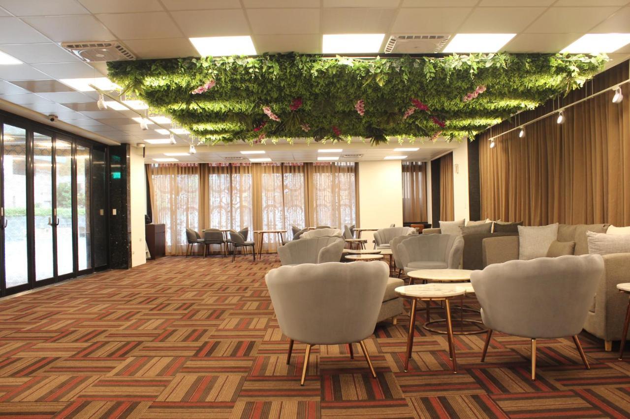 Royal Jade Boutique Hotel Taipei Exteriör bild